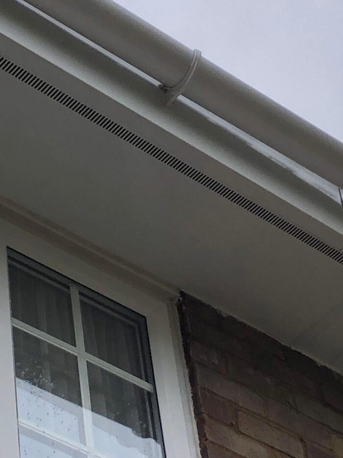 Cleaning fascia in St Albans